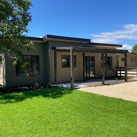 Country Retreats On Ranzau 0 Apartment Hope Bagian luar foto